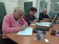 Занятие по повышению компьютерной грамотности жителей района Котловка