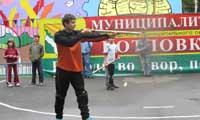 Соревнование по городкам среди жителей ВМО Котловка в городе Москве, посвященные празднованию 200-летия ВОВ 1812 года.